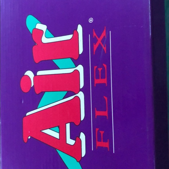 Shoes - Picture 2 of 2